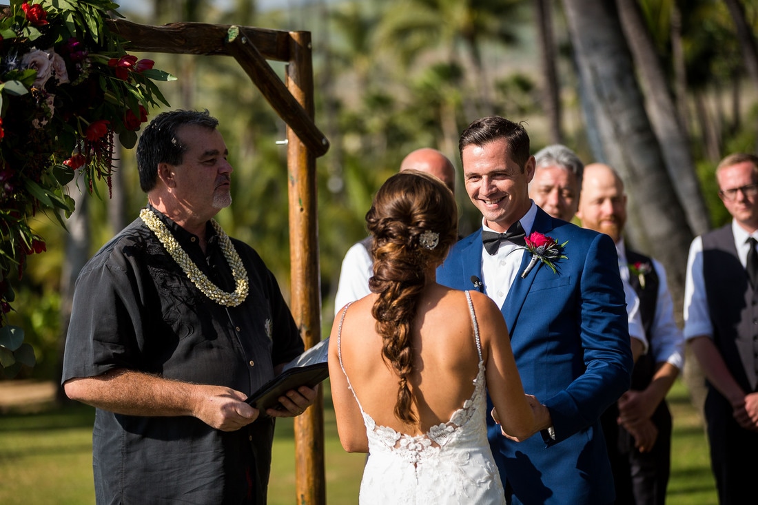 Hawaii Hairstylist for Weddings 